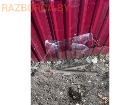 Стекло переднее R Volkswagen Golf 2 Стекло переднее R Volkswagen Golf 2