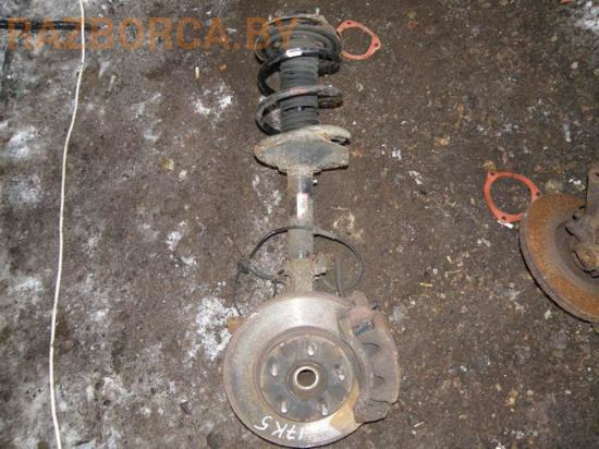 Ступица передняя R Nissan X-Trail (T30) Ступица передняя R Nissan X-Trail (T30)