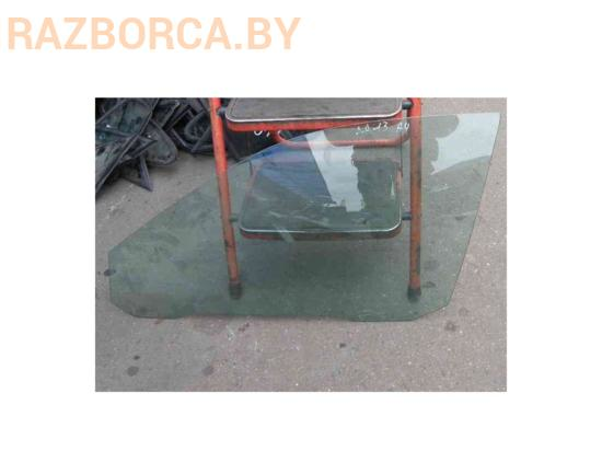 Стекло переднее L Audi A4 (B5)