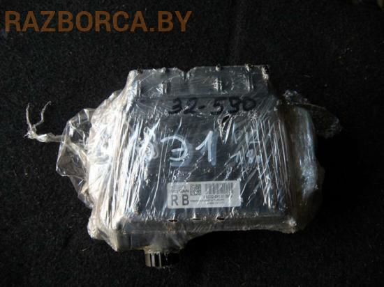 Блок управления двигателем Nissan Primera P12