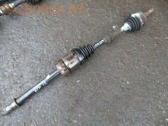 Полуось передняя R Nissan Primera P12