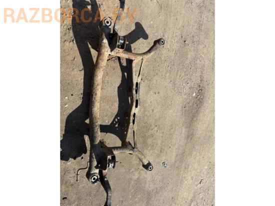 Балка задняя Nissan X-Trail (T30)