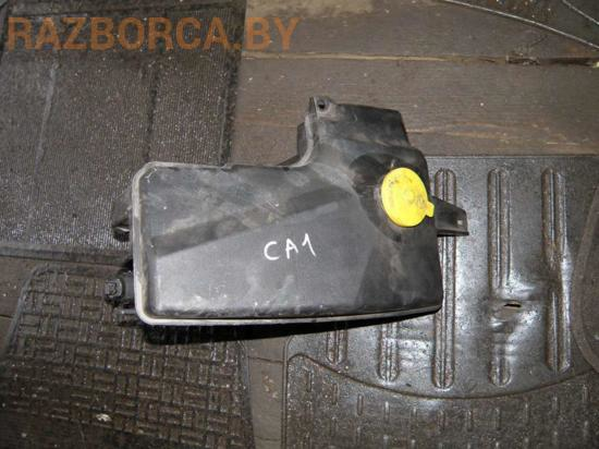 Бачок омывателя Mazda 6 Бачок омывателя Mazda 6