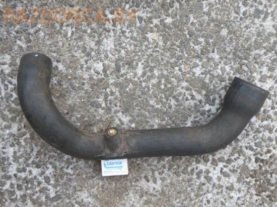 Патрубок интеркулера Nissan Almera Tino Патрубок интеркулера Nissan Almera Tino