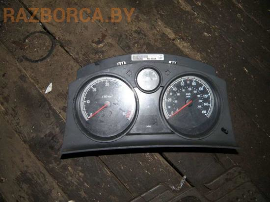 Панель приборов Opel Astra H