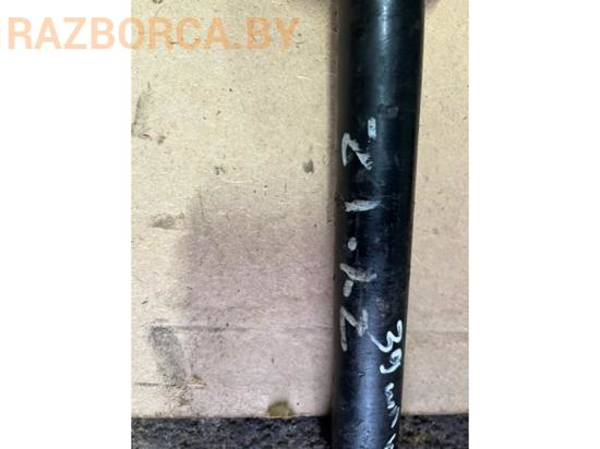 Полуось передняя R Nissan Almera N16 Полуось передняя R Nissan Almera N16