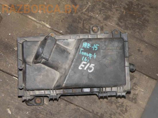 Корпус воздушного фильтра Volkswagen Golf 4 Корпус воздушного фильтра Volkswagen Golf 4