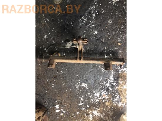 Распределитель топлива (Топливная рейка) Nissan Almera N16