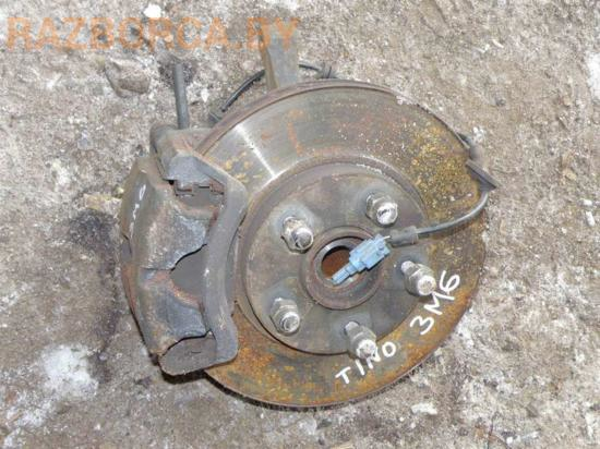 Ступица передняя L Nissan Almera Tino