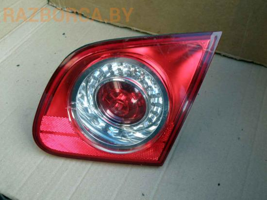 Фонарь с крышки багажника R Volkswagen Passat B6 Фонарь с крышки багажника R Volkswagen Passat B6