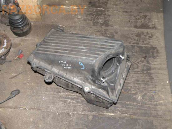 Корпус воздушного фильтра Volkswagen Golf 4