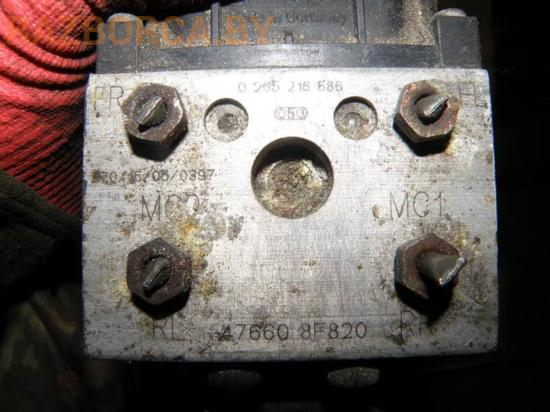 Блок АБС Nissan Primera P11 Блок АБС Nissan Primera P11