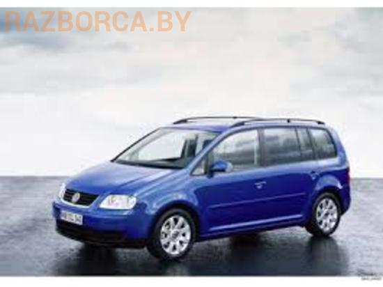 Автомобиль Volkswagen TOURAN
