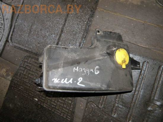 Бачок омывателя Mazda 6 Бачок омывателя Mazda 6